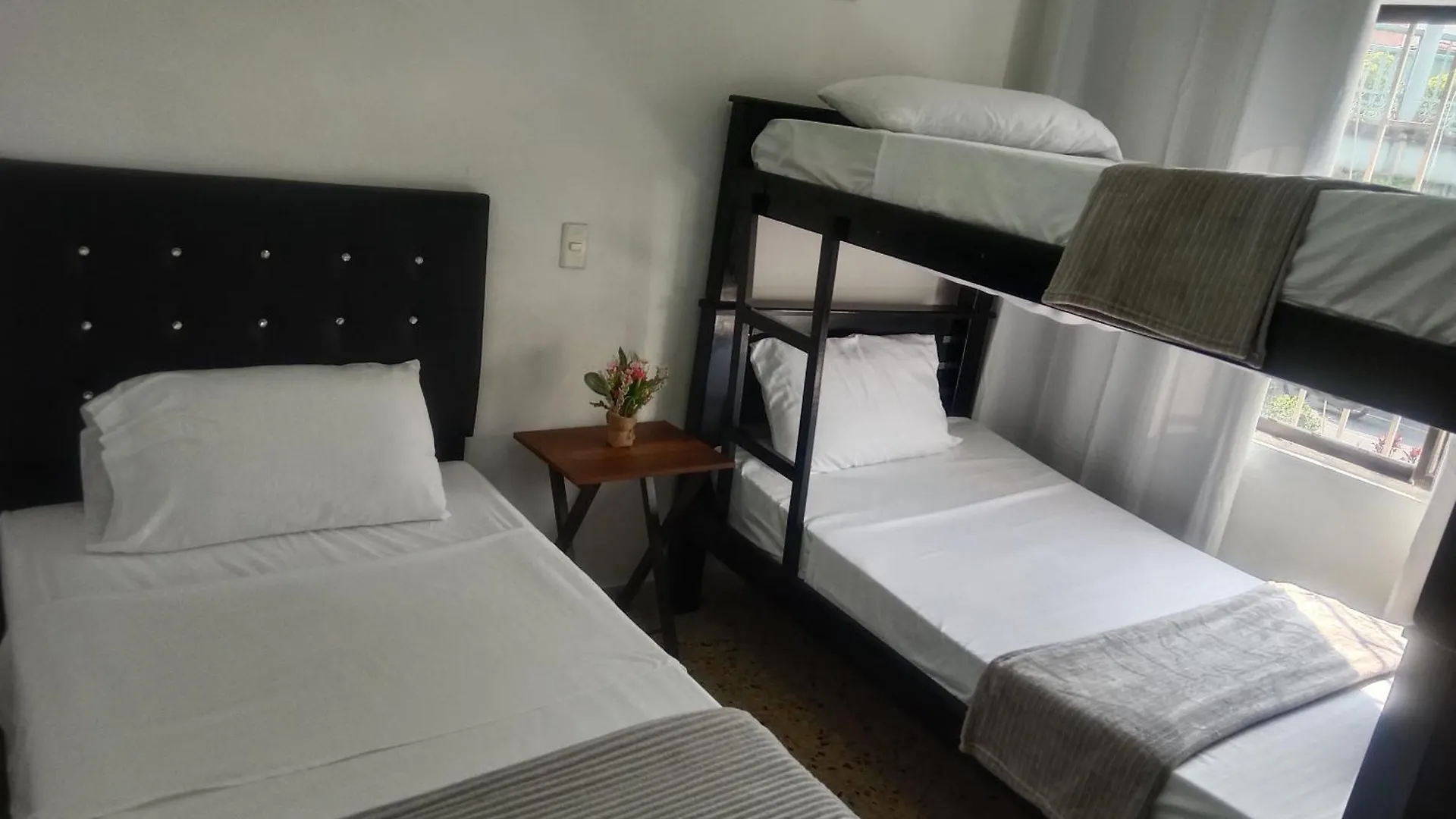 House Hotel Sweet Home 2 Apartments Medellin 0*,
