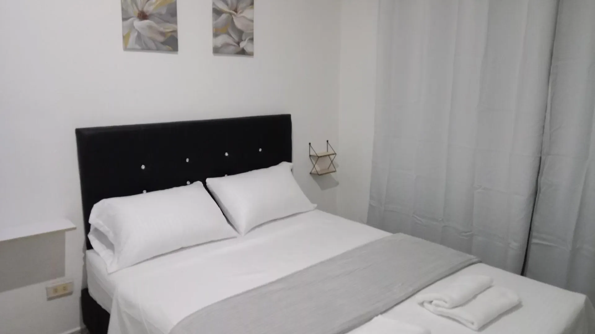 House Hotel Sweet Home 2 Apartments Medellin 0*,  Colombia