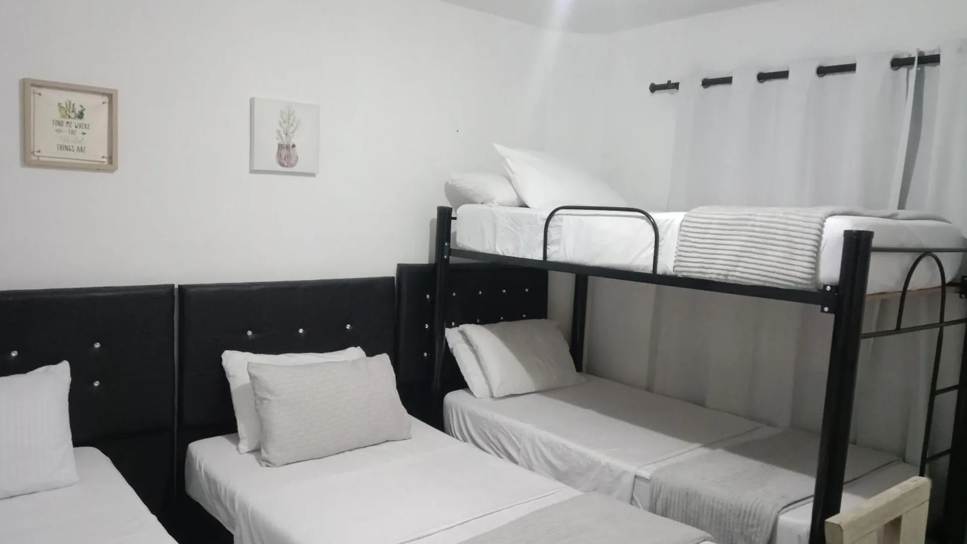 Holiday home House Hotel Sweet Home 2 Apartments Medellin